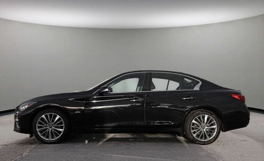 2018 INFINITI Q50 2.0T LUXE AWD