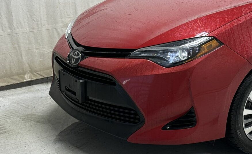 2018 TOYOTA COROLLA XLE