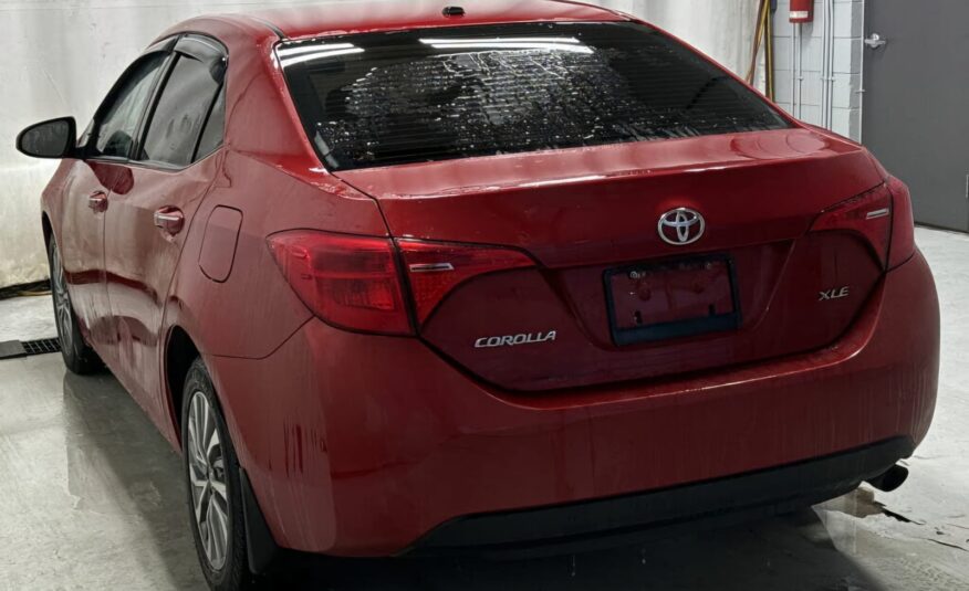 2018 TOYOTA COROLLA XLE