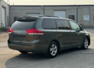 2013 TOYOTA SIENNA