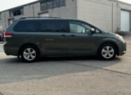 2013 TOYOTA SIENNA