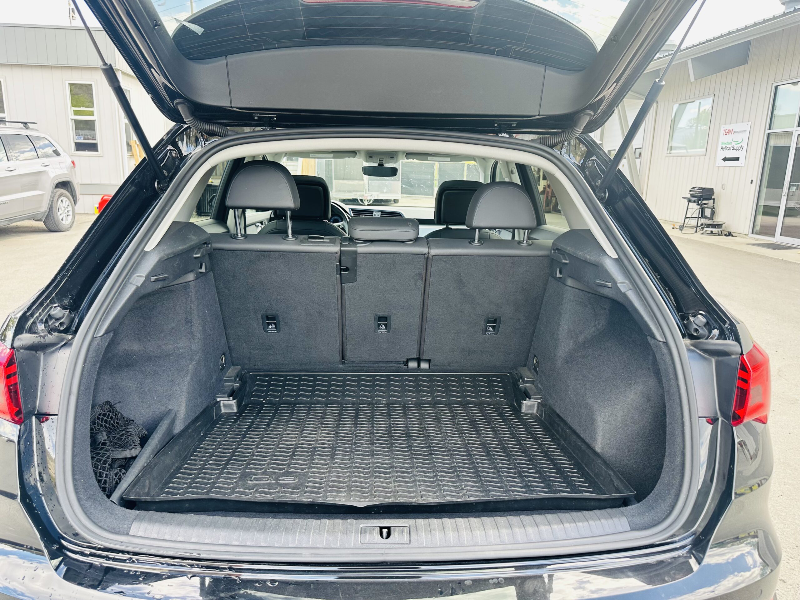 2021 AUDI Q3