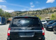 2015 CRYSLER TOWN AND COUNTRY