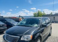 2015 CRYSLER TOWN AND COUNTRY
