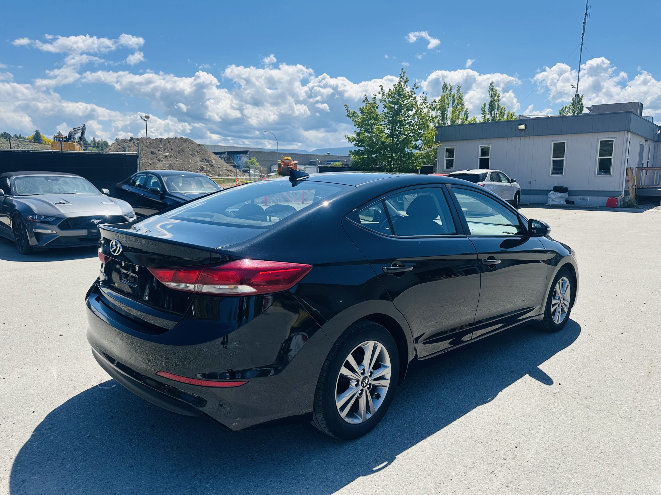 2018 HYUNDAI ELANTRA