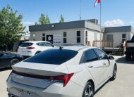 2022 Hyundai Elantra Sun & Tech