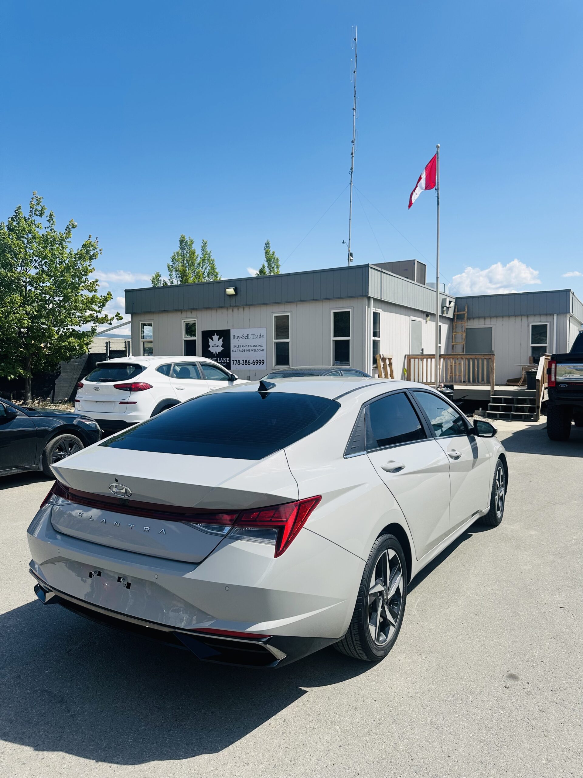 2022 Hyundai Elantra Sun & Tech