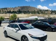 2022 Hyundai Elantra Sun & Tech