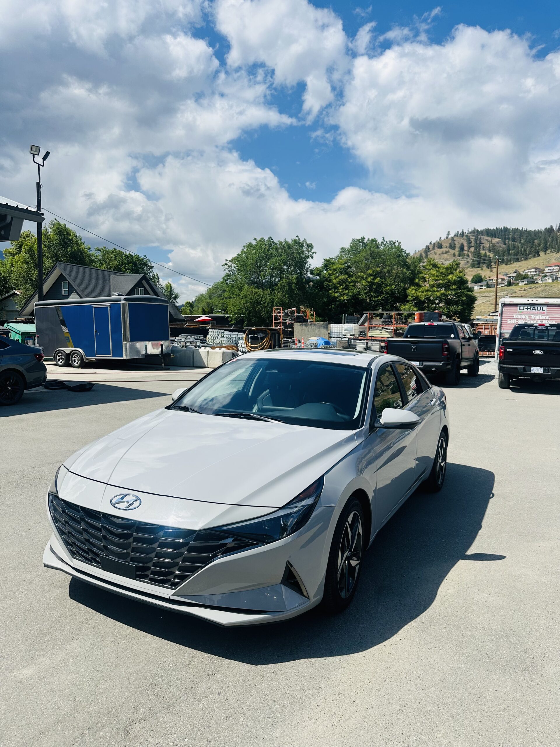2022 Hyundai Elantra Sun & Tech