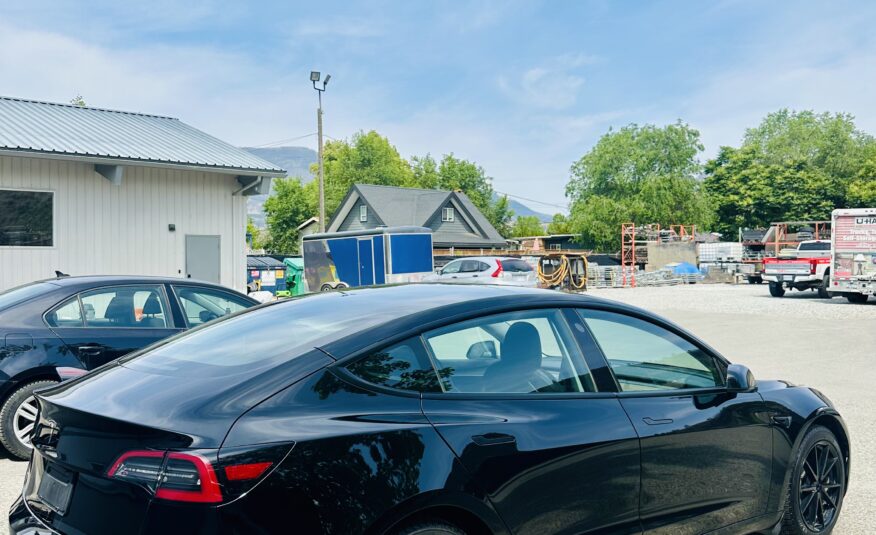 2021 Tesla Model 3 SR+