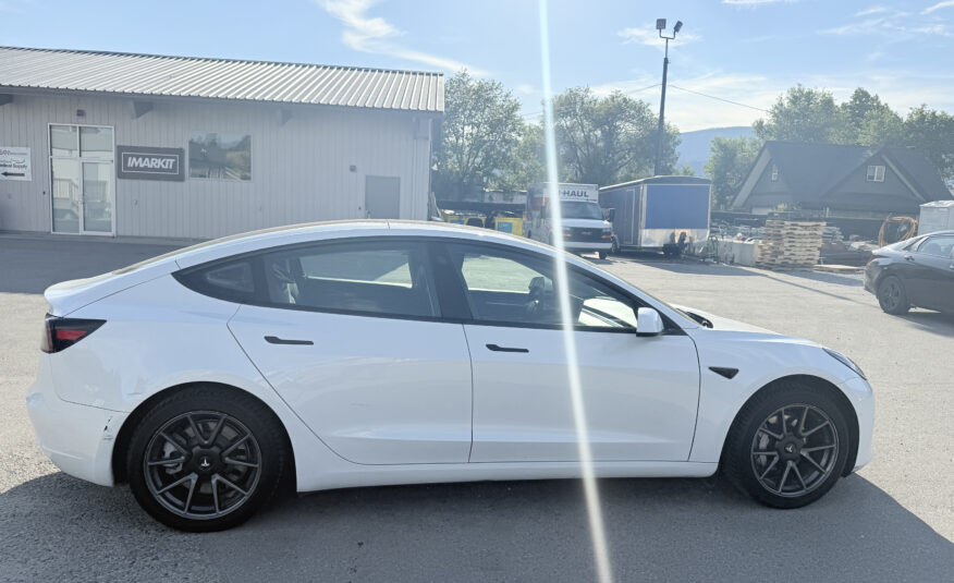 2021 TESLA MODEL 3 SR+