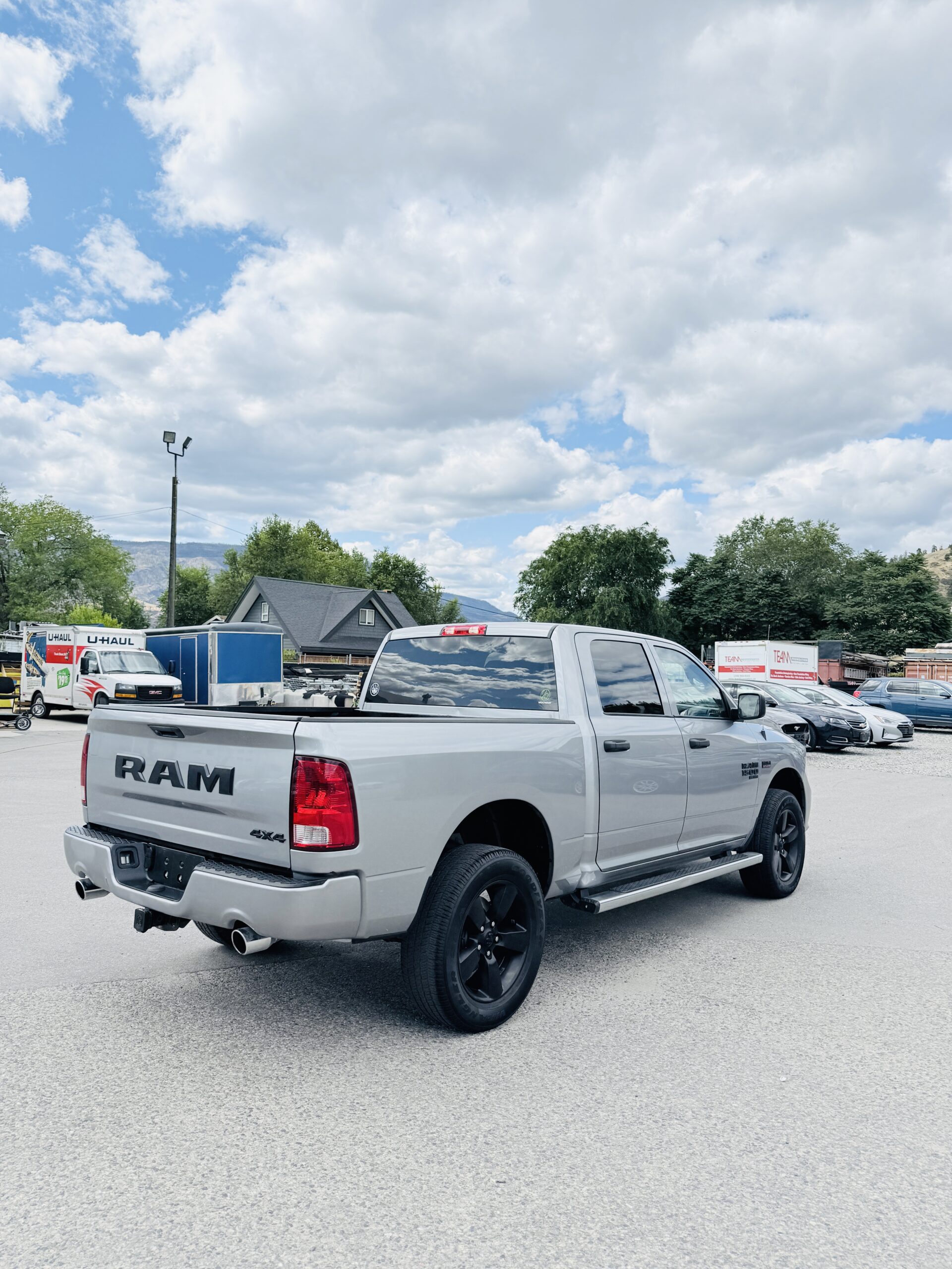 2020 RAM 1500 CLASSIC LARAIME