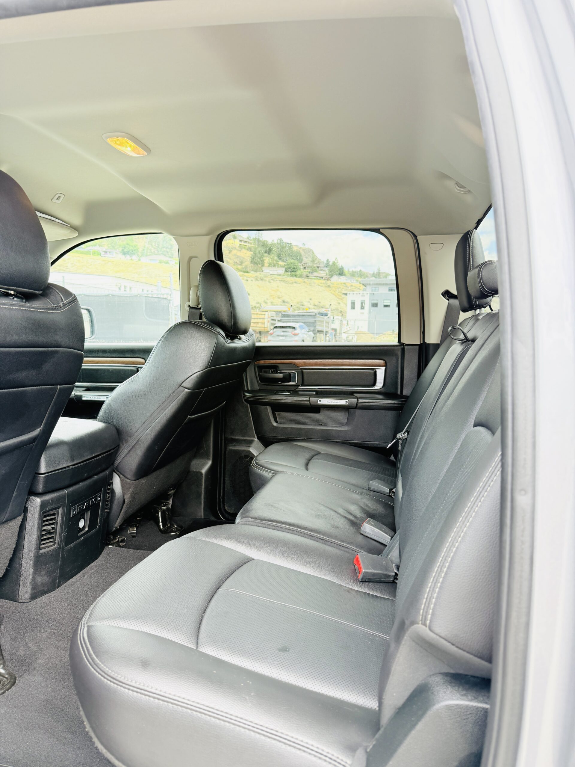 2020 RAM 1500 CLASSIC LARAIME