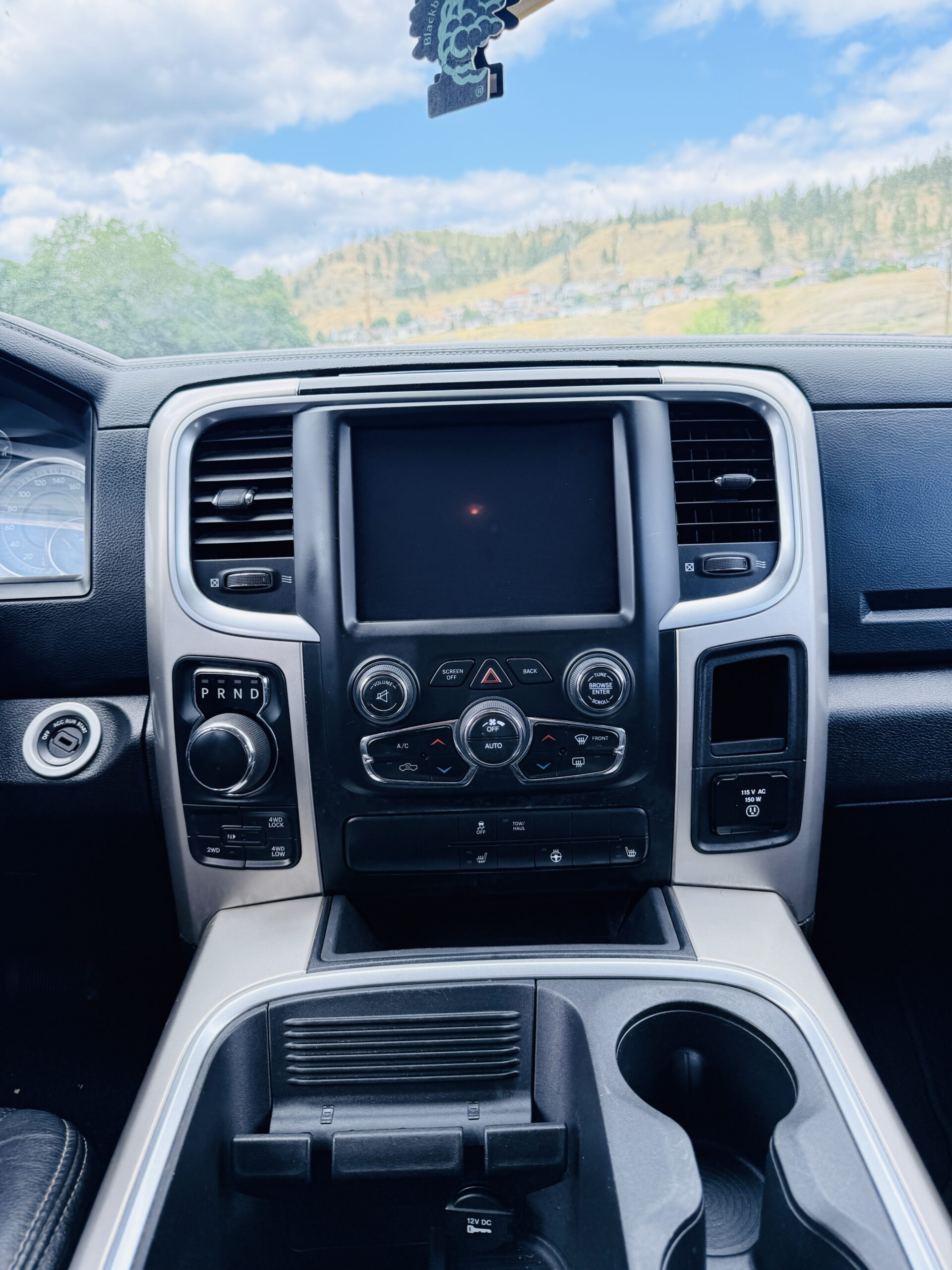 2020 RAM 1500 CLASSIC LARAIME